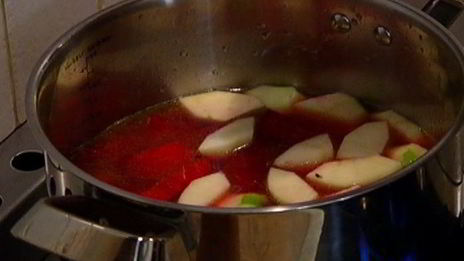 свекольник с козьим сыром