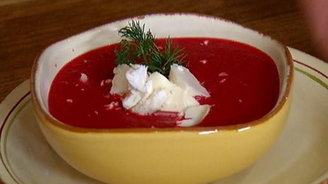 свекольник с козьим сыром