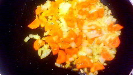 свекольник с яичной путанкой