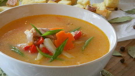 сырно-томатный суп на курином бульоне