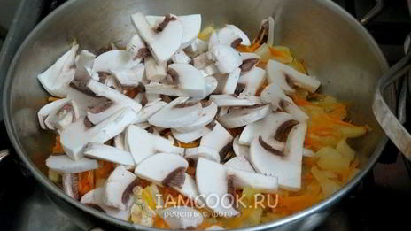 сырный суп из плавленного сыра с колбасой