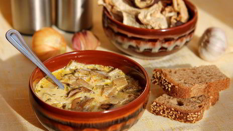 сырный суп на грибном бульоне