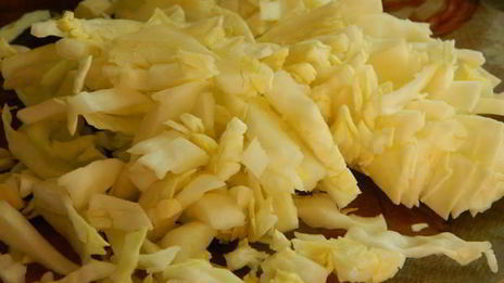 сырный суп с горошком и капустой