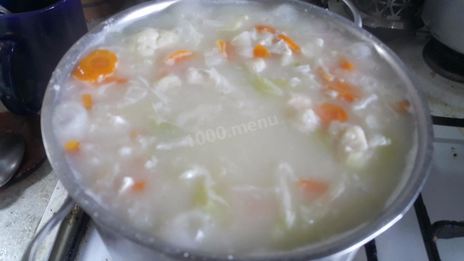 сырный суп с капустой курицей и плавленным сыром