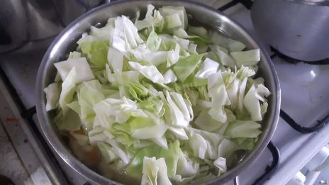 сырный суп с капустой курицей и плавленным сыром