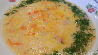 Сырный суп с колбасой