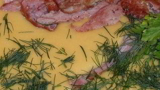 Сырный суп с копчеными ребрами