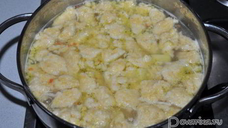 сырный суп с кукурузными клецками