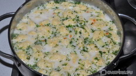 сырный суп с кукурузными клецками