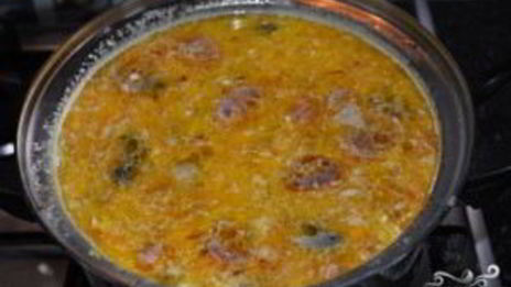 сырный суп с шампиньонами и копченостями