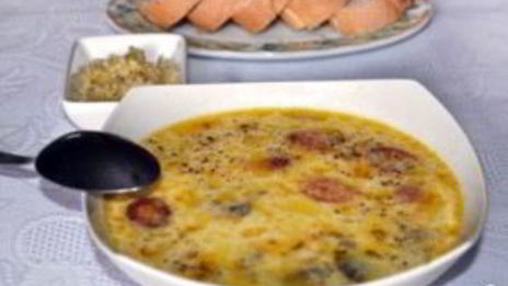 сырный суп с шампиньонами и копченостями