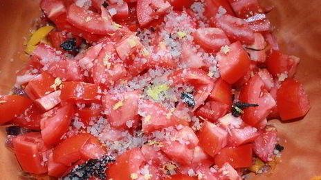 томатный суп из печи с базиликом