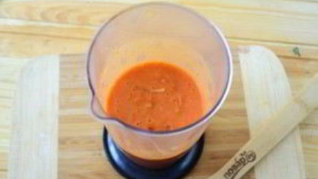 томатный суп в хлебе ежик