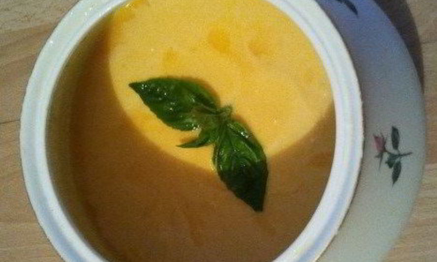 Рецепт тыквенный крем-суп с рукколой и кедровыми орешками