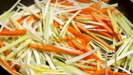 рыбный суп уха из осетра