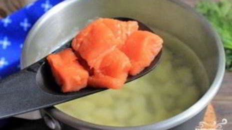 уха из форели по-фински со сливками