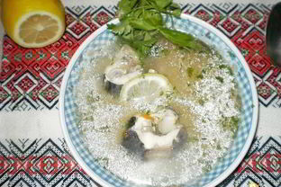 Уха из стерляди с шампанским