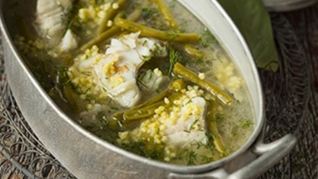 Уха с пшеном, зеленой фасолью и водкой