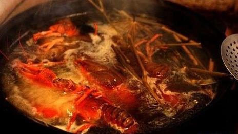 уха с речной рыбы