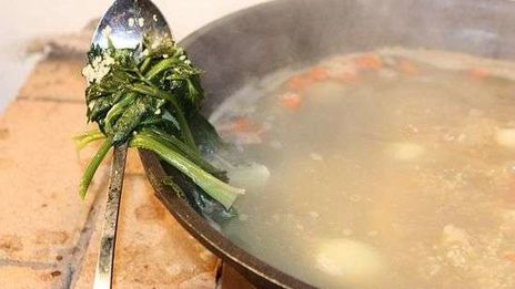 уха с речной рыбы