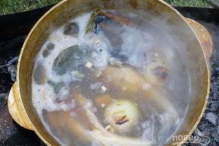 Уха в казане