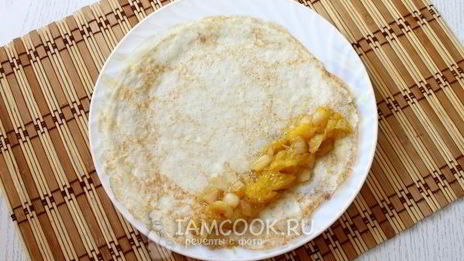 блинчики с карамельно-фруктовой начинкой