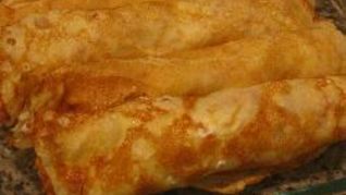 Блинчики с начинкой из ветчины и сыра