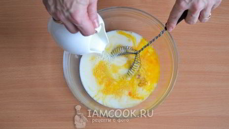блины из теста на молоке с яйцами