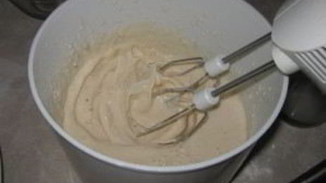 блины на кислом молоке тонкие с дырочками