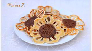 Блины-подсолнухи из заварного теста на топленом молоке