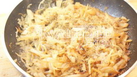 блины с капустой и грибами