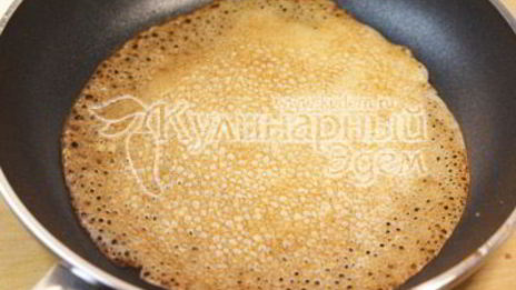 блины с капустой и грибами