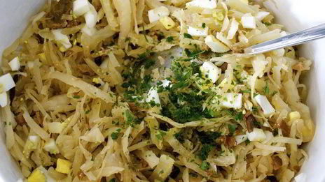 блины с капустой