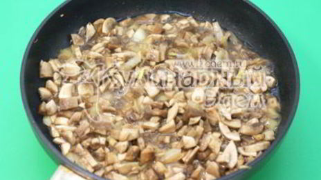 фаршированные блины с грибами и сыром