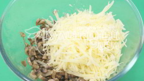 фаршированные блины с грибами и сыром