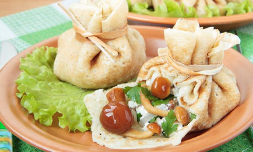 Рецепт мешочки из блинов, фаршированные грибами и куриным фаршем