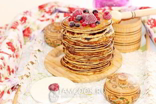 Панкейки с хурмой и маком