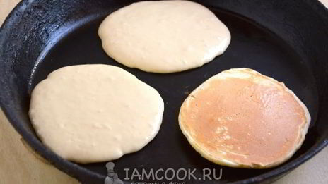 панкейки с медом и корицей