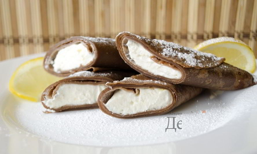 Рецепт шоколадные блины с творогом и персиками