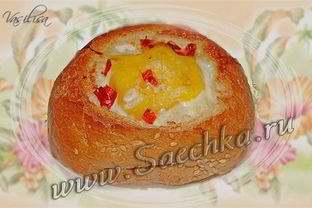 Булочка с яйцом
