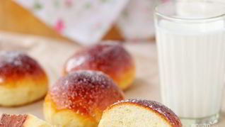 Булочка сладкая