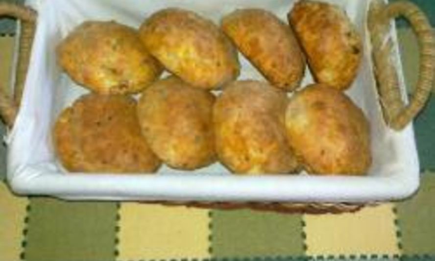 Рецепт булочки c сыром и беконом