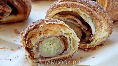 булочки с бананом и шоколадом