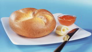 Булочки с вареньем на дрожжах