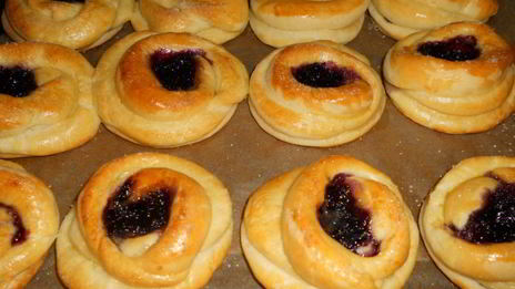 булочки с вареньем