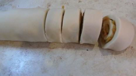 булочки с яблочной начинкой