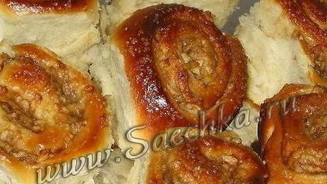 булочки с яблоками