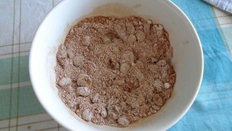 булочки-улитки с изюмом и корицей