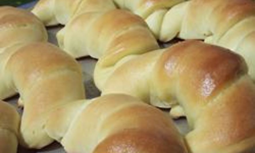 Рецепт дрожжевые рогалики-круассаны