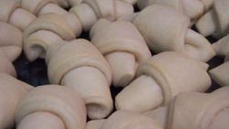 дрожжевые рогалики-круассаны